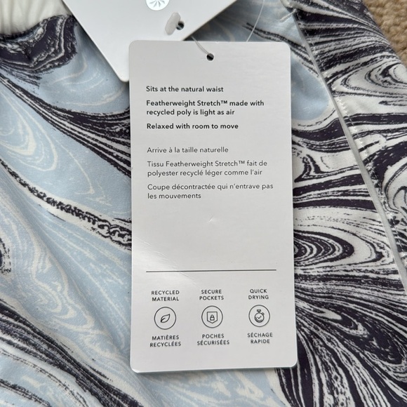 NWT Athleta All Activity 4" Marbled Print Athletic Shorts Size 1X - Picture 5 of 8